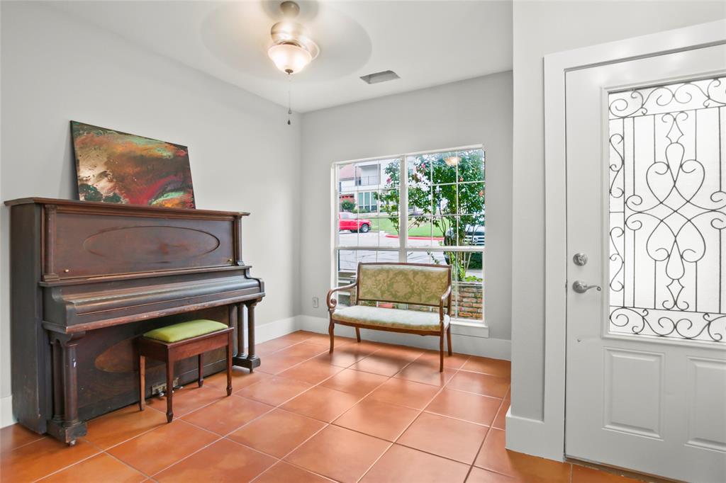 4020 Mediterranean Street