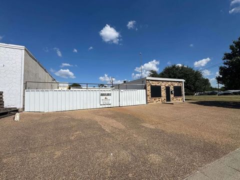 Photo of 5115 Stanley Keller Road, Haltom City, TX 76117 (MLS # 21206754)