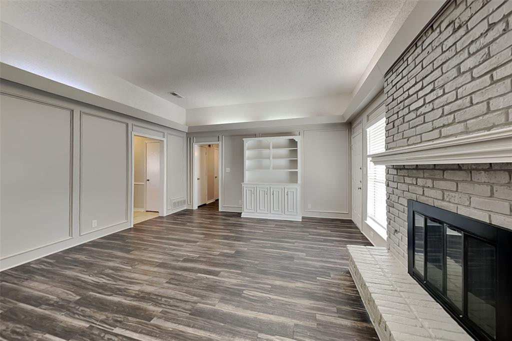 2800 Glen Forest Lane