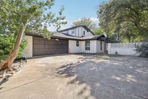 Tiny photo for 3950 Rowan Drive, Fort Worth, TX 76116 (MLS # 21091309)