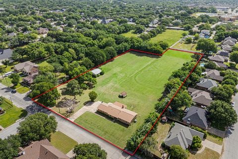 6744 Hewitt Street North Richland Hills TX 76182