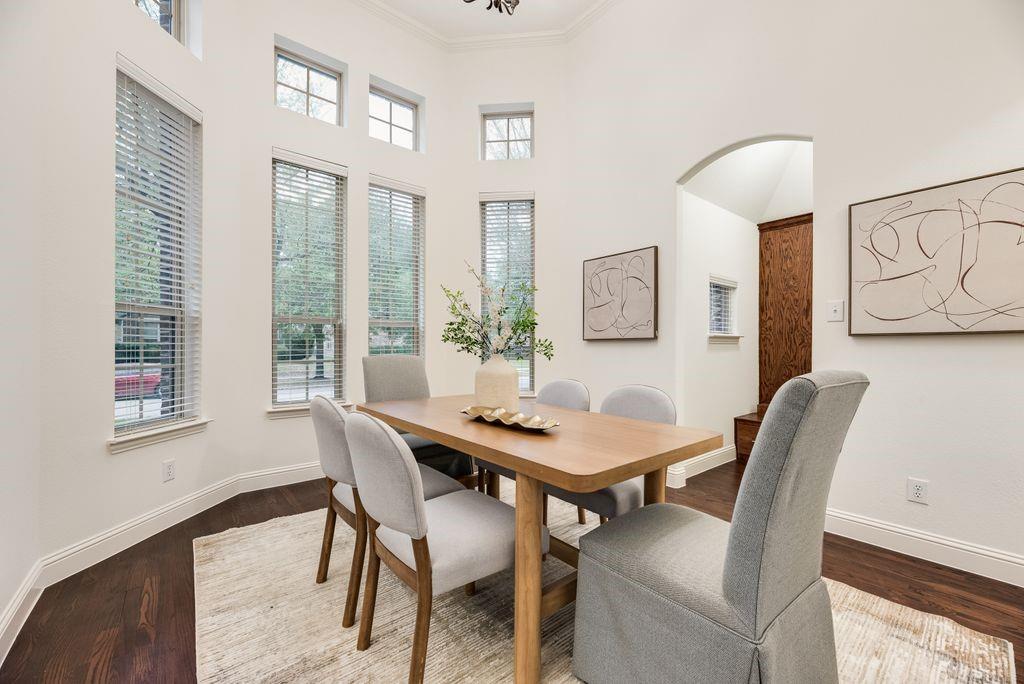 15935 Willowbrook Lane