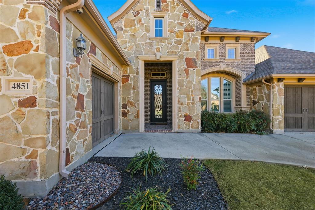 4851 Livingston Drive