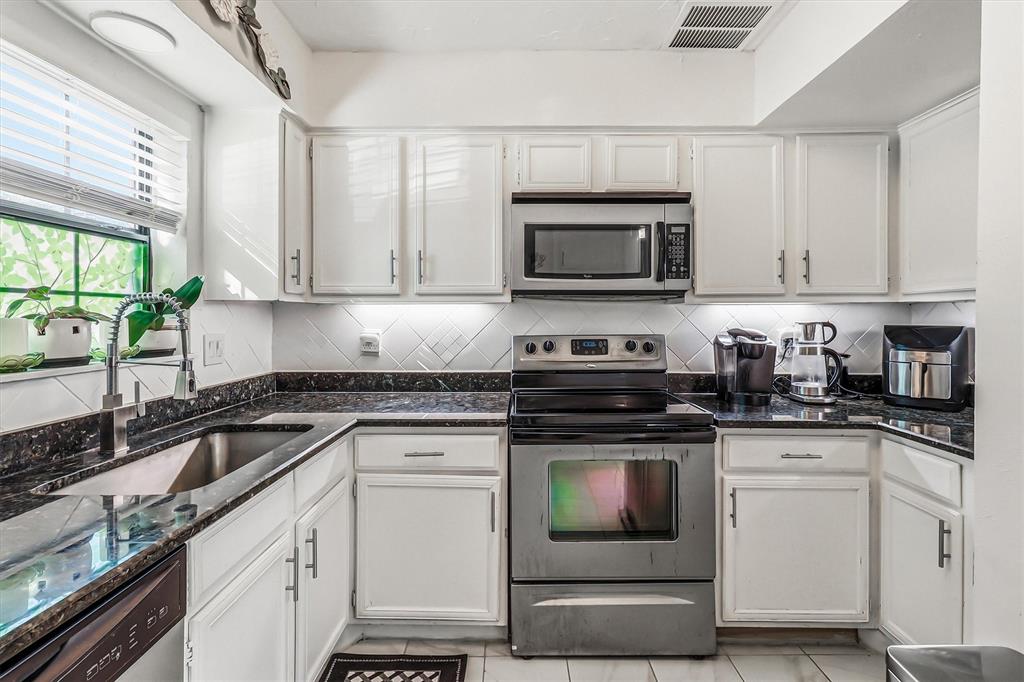 Preston Bend Village Condos - Residential