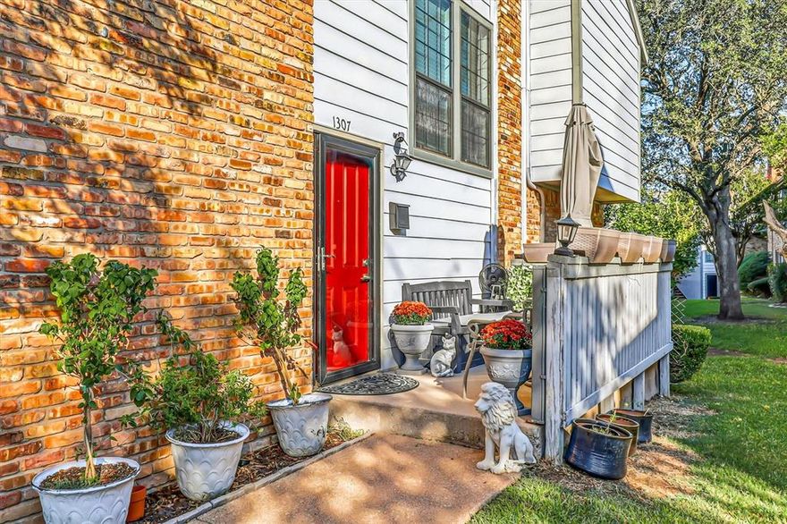 PRICED ADJUSTED...Motivated Seller .. ! Totally Renovated Two story condo in Prime Location. Close to shopping, dining and Addison night life. . Decorative  Patio welcome you to a very unique floor plan, beautifully upgraded in 2020, with new paint,  laminated floor all  over living area & tile floor on kitchen & bathrooms.  Granite  countertop in  kitchen & bathrooms, New  Faucets , light fixtures , tiled fireplace and much more .. Living area with a wall of window to green area and Gas starter fireplace, Dining room with mirrored wall next to kitchen  and half bath are in downstairs . Two bedrooms in upstairs have their own private sink vanity and good size closets .. Two assigned parking spots  just right in front of unit... Walking distance to shopping centers, minutes to Addison restaurants and night life and close to All the N.Dallas HWY ....

Seller is a Texas Real Estate Agent