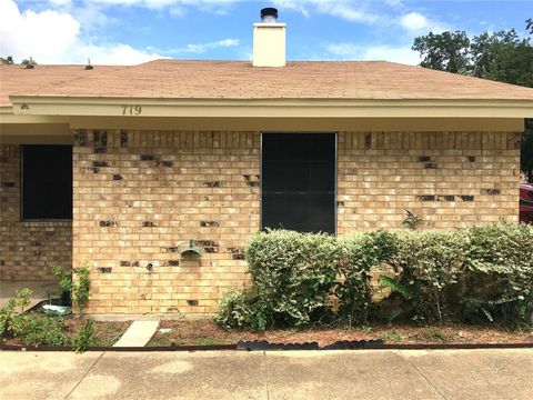Photo of 719 Windcrest Drive, Keller, TX 76248 (MLS # 21341818)