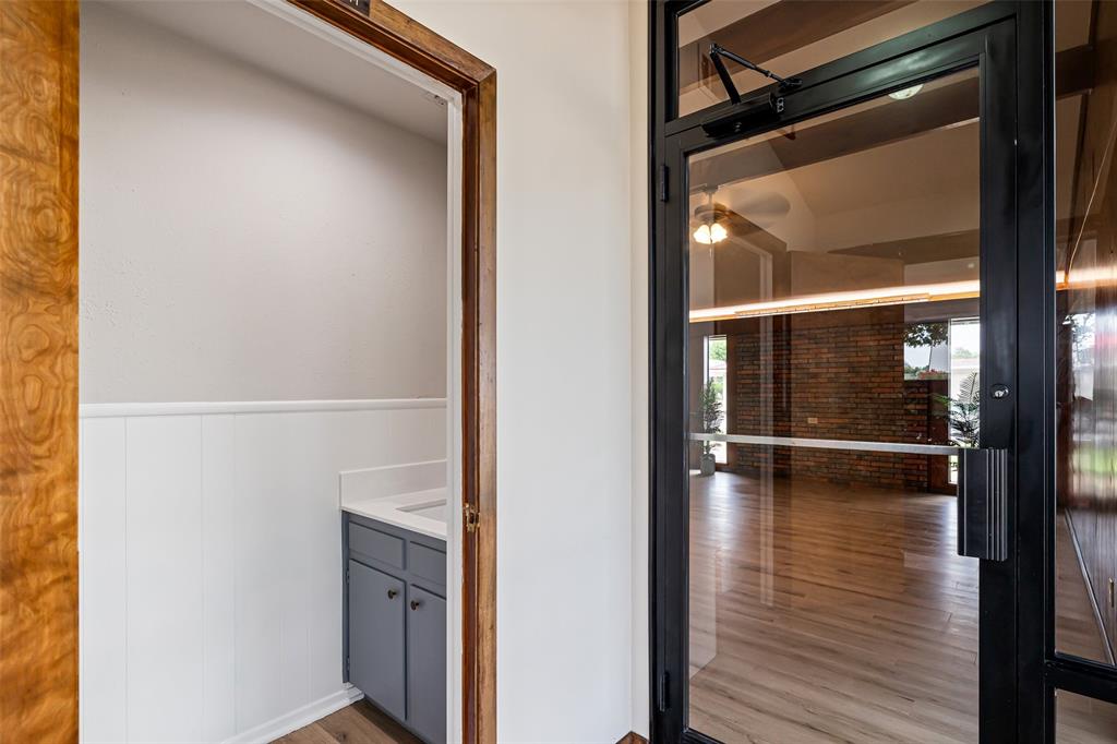 Ridgeway Plaza - Commercial Sale