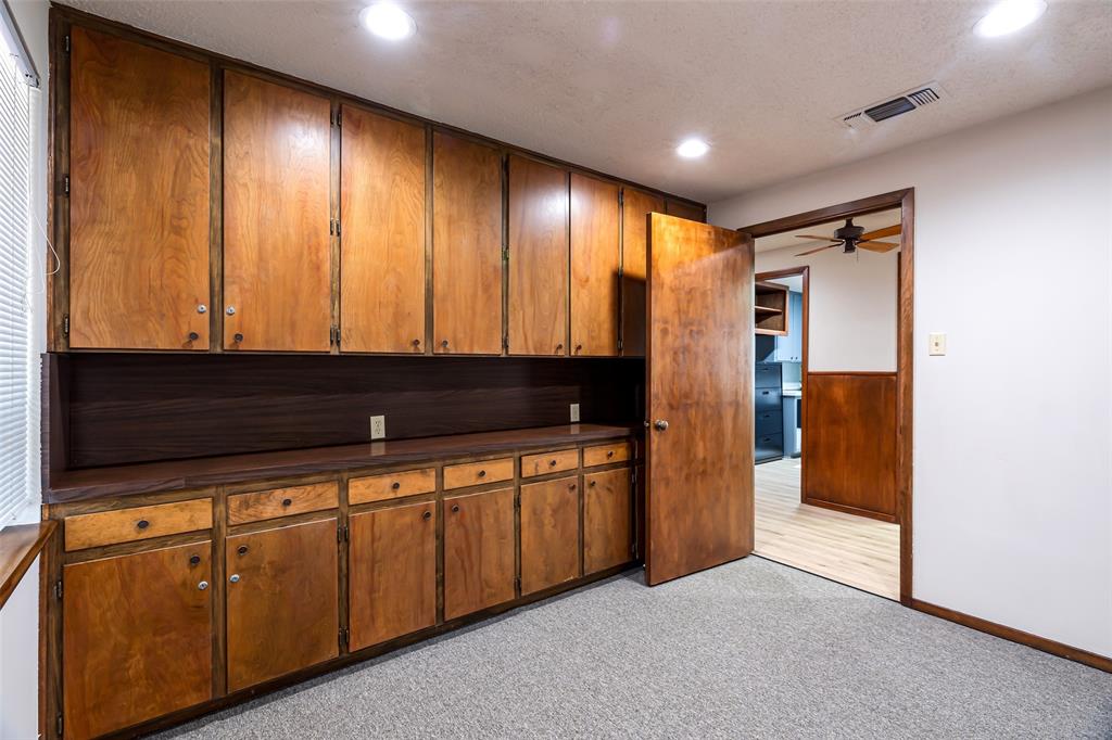 Ridgeway Plaza - Commercial Sale