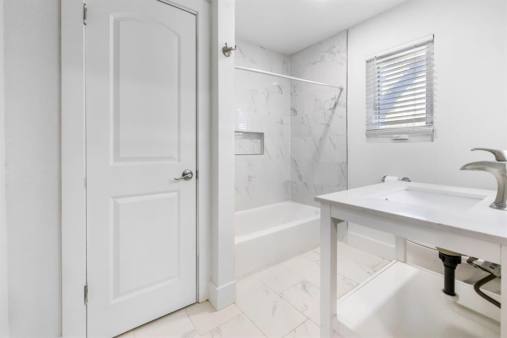 Roberts Add - Residential