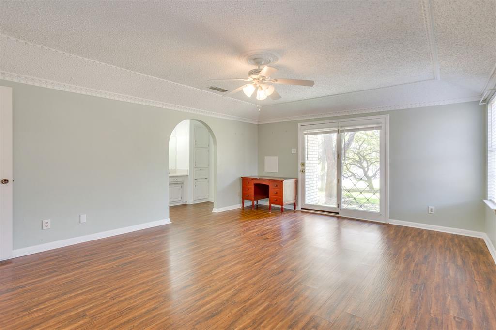 Decordova Bend Estate - Residential