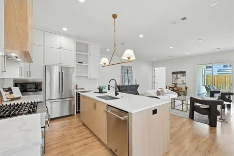 Tiny photo for 4500 Hopkins Avenue, Dallas, TX 75209 (MLS # 21025496)