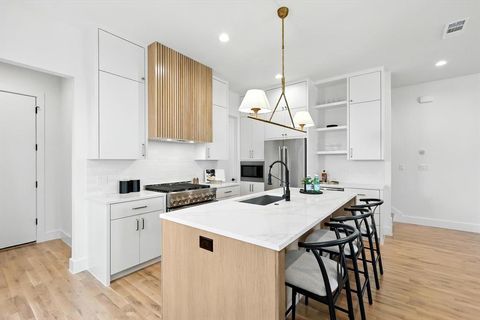 Tiny photo for 4500 Hopkins Avenue, Dallas, TX 75209 (MLS # 21025496)