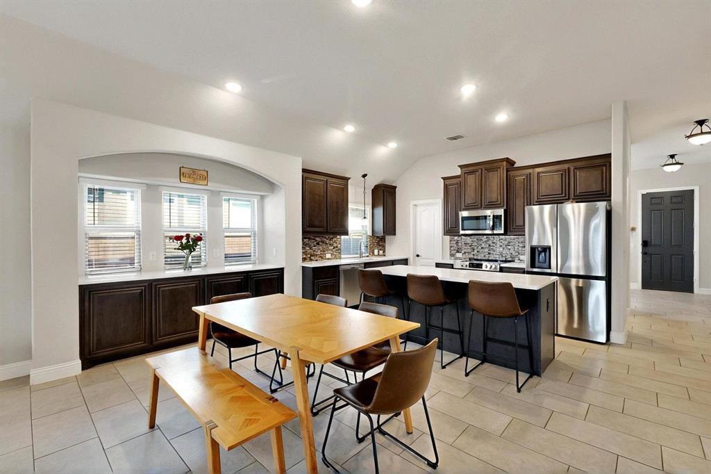 3817 Myrtle Way