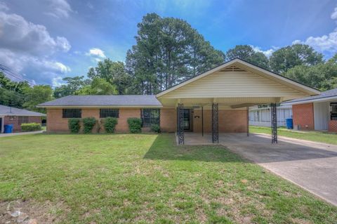 808 East Street Minden LA 71055