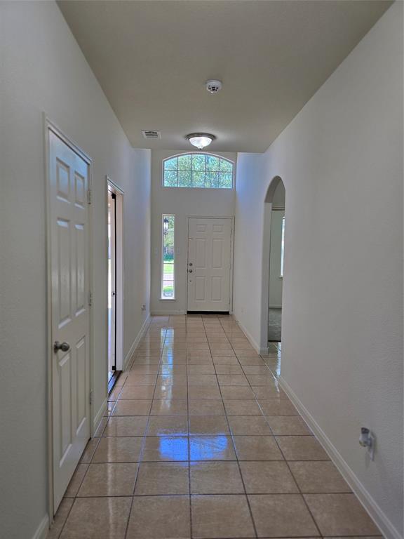 216 Meadow Ridge Drive