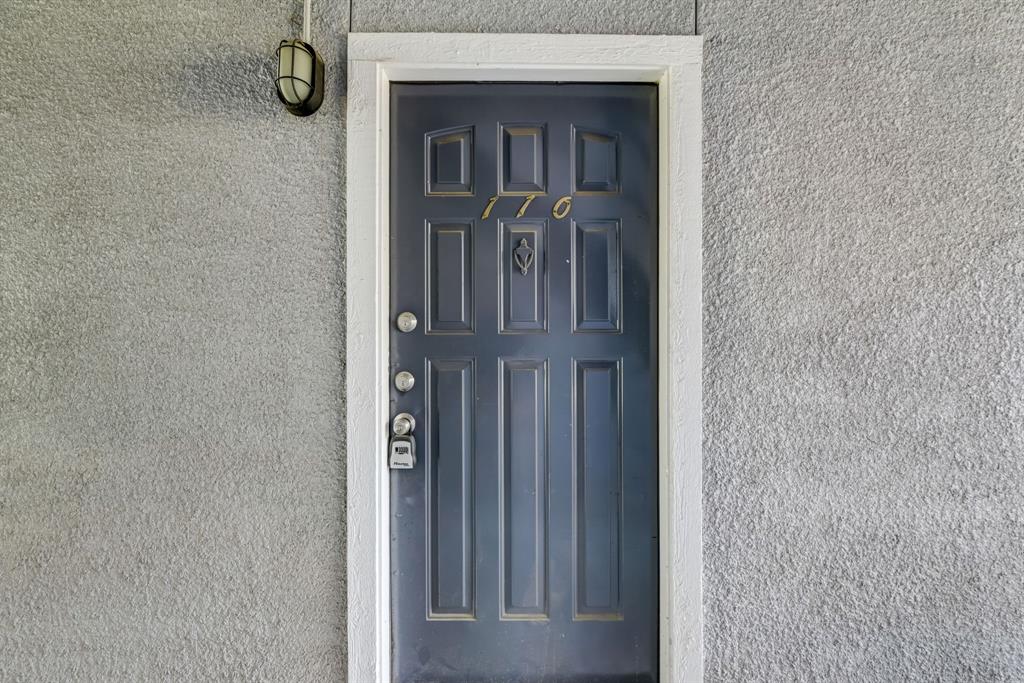 Village Oaks Condo - Residential Lease