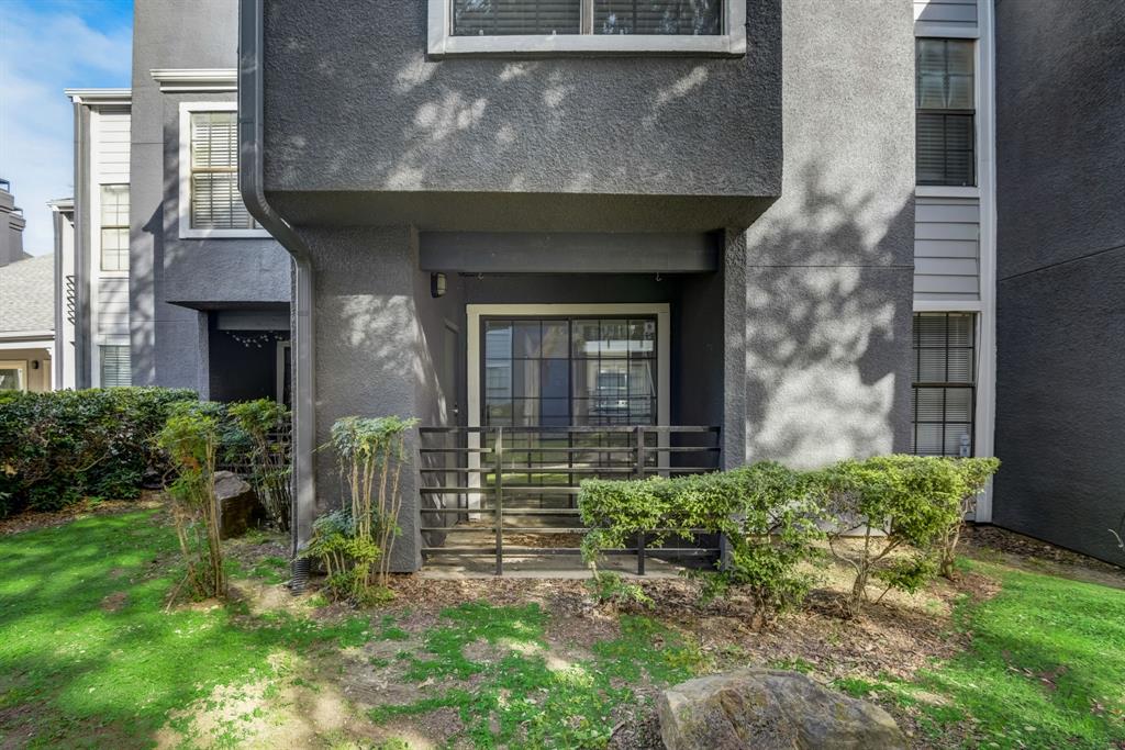 Village Oaks Condo - Residential Lease