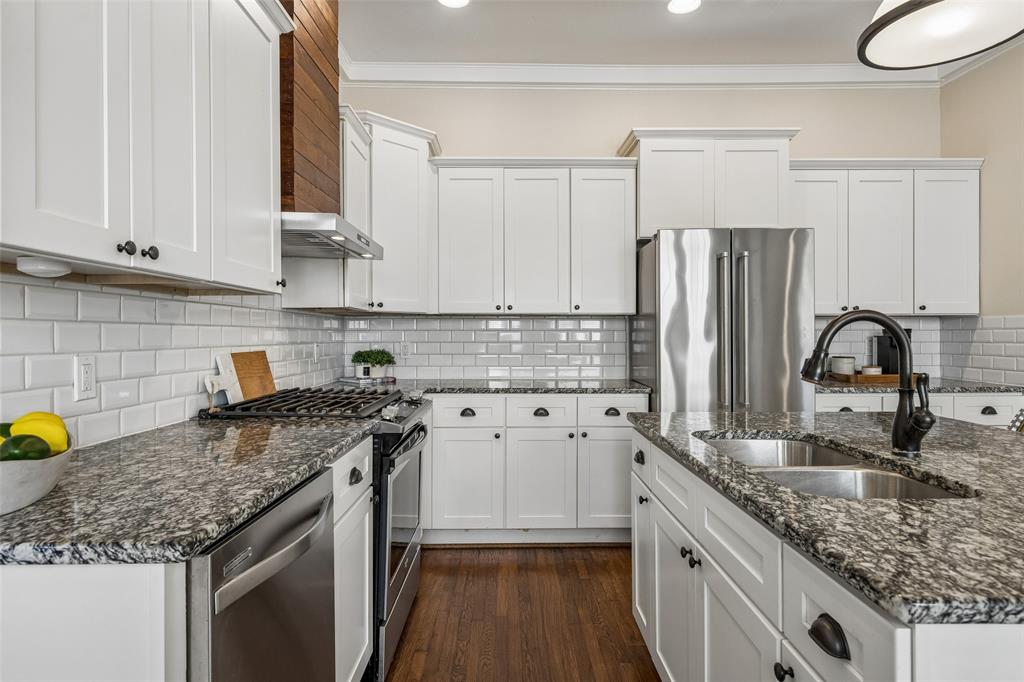 Winnetka Heights - Residential