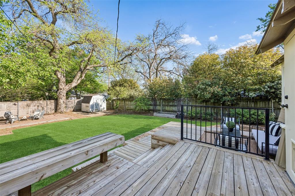 Winnetka Heights - Residential