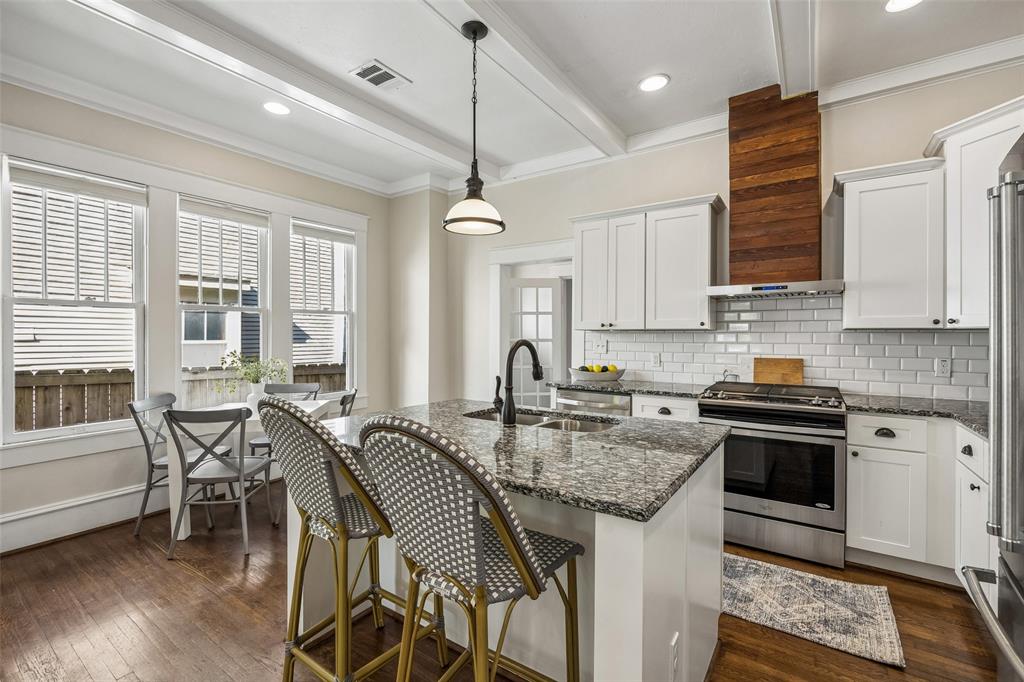 Winnetka Heights - Residential