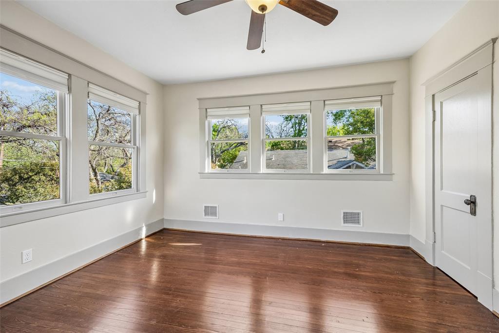 Winnetka Heights - Residential