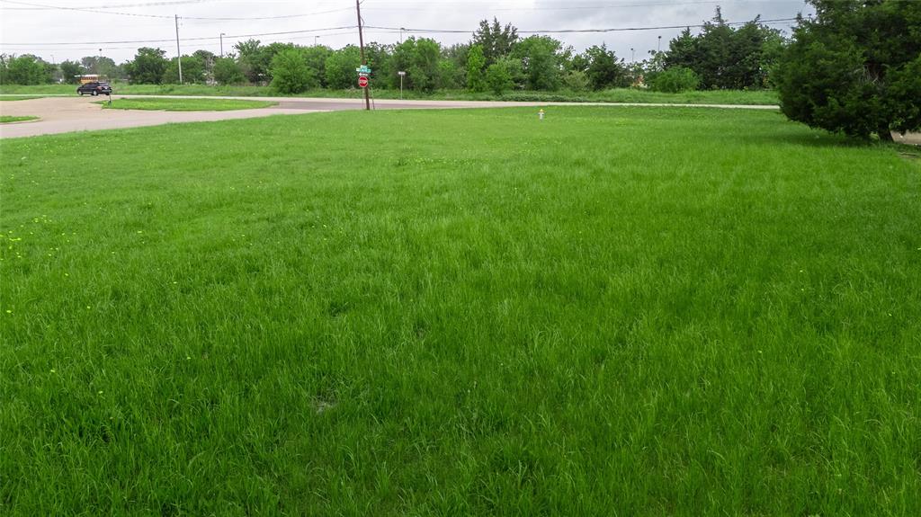 Main Davis Add - Land