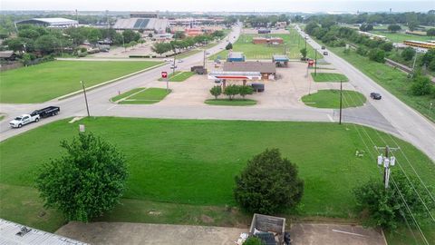 Tiny photo for 120 Phillip St, Mesquite, TX 75149 (MLS # 20916153)