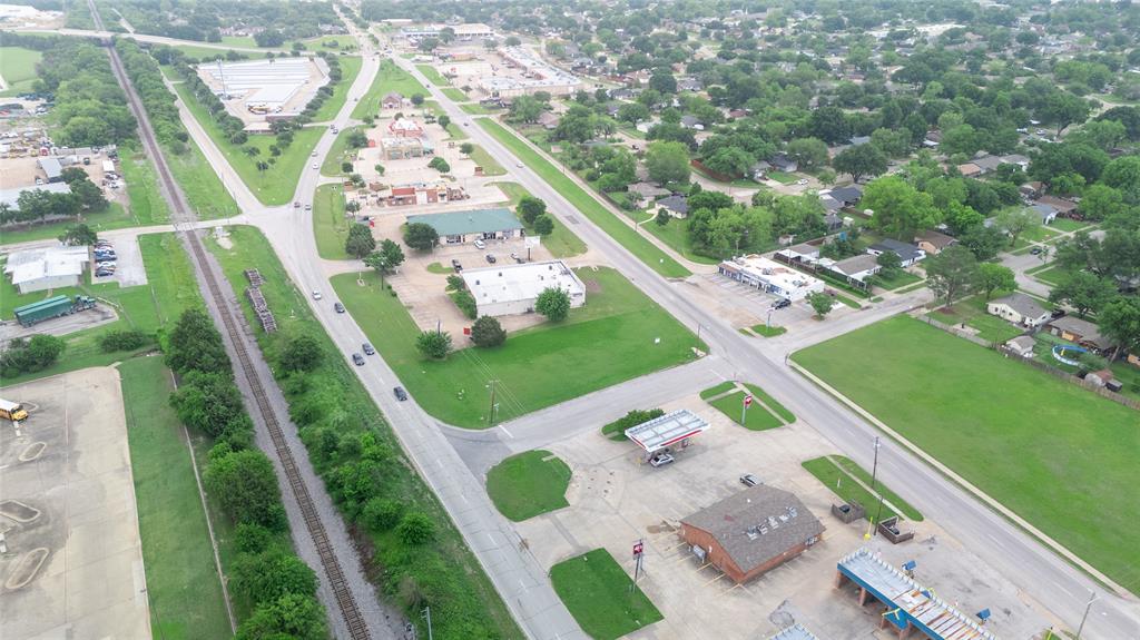 Main Davis Add - Land