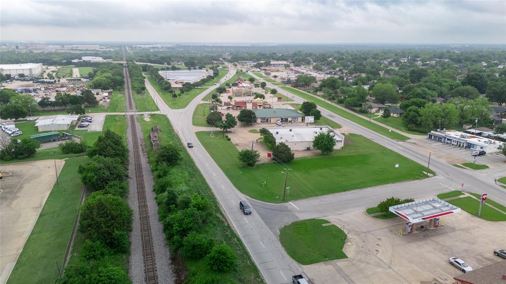 Main Davis Add - Land