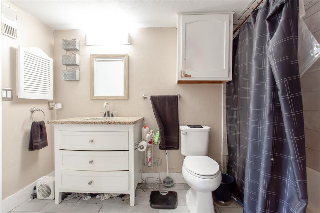 Forest West Condo - Residential