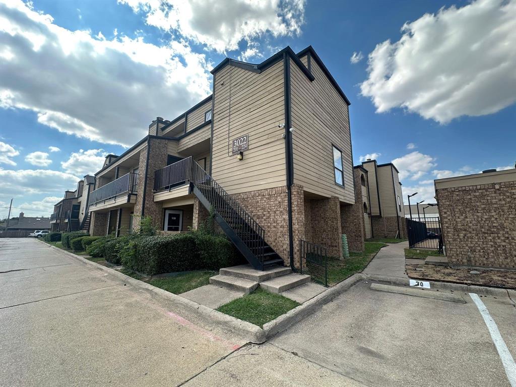 3022 Forest Lane 221