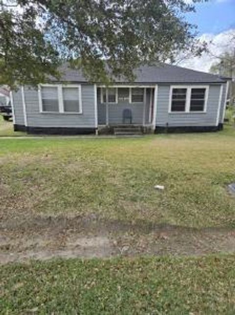 Photo of 1655 Prairie Street, Beaumont, TX 77701 (MLS # 21212869)