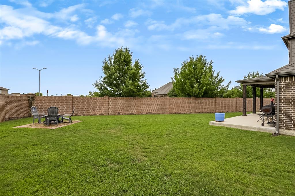 Willow Crk Xing - Residential