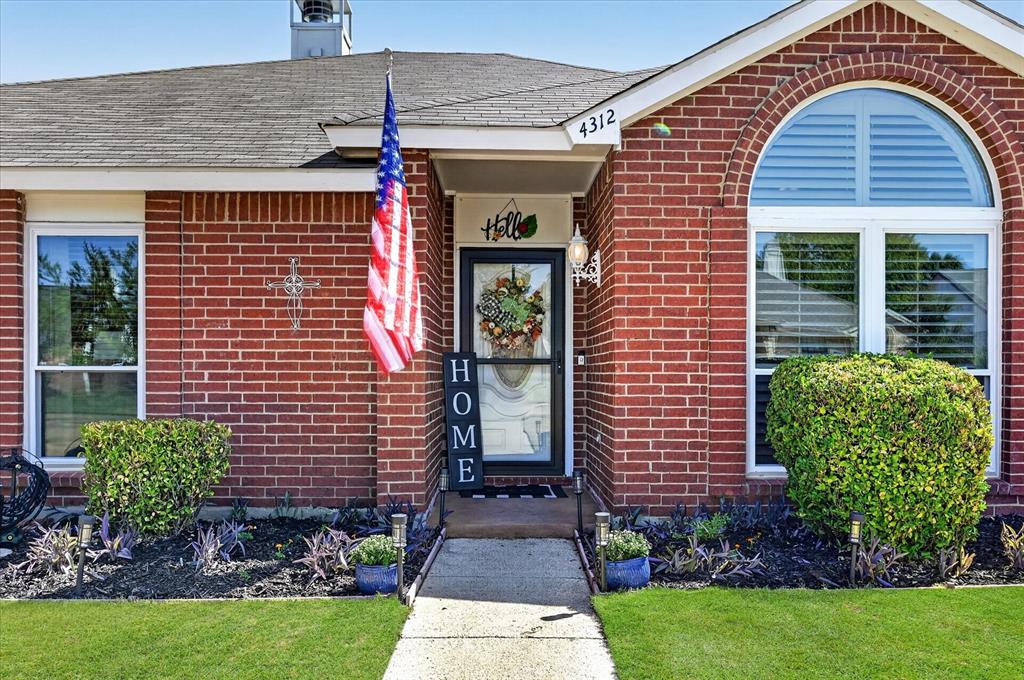 4312 Hillshire Court