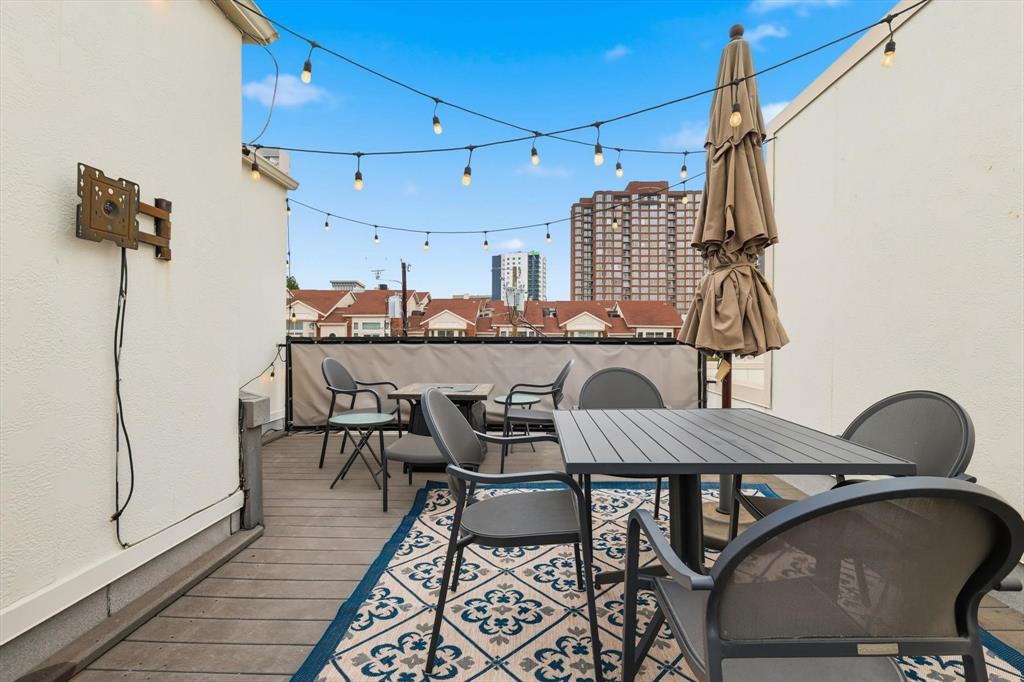 Vine Condo - Residential