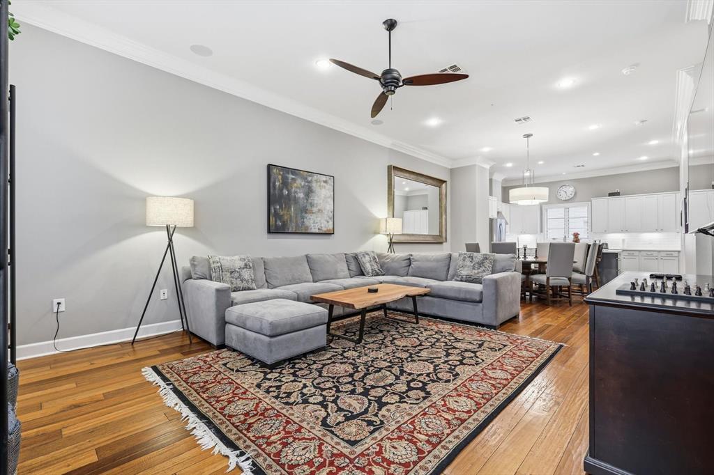 Vine Condo - Residential