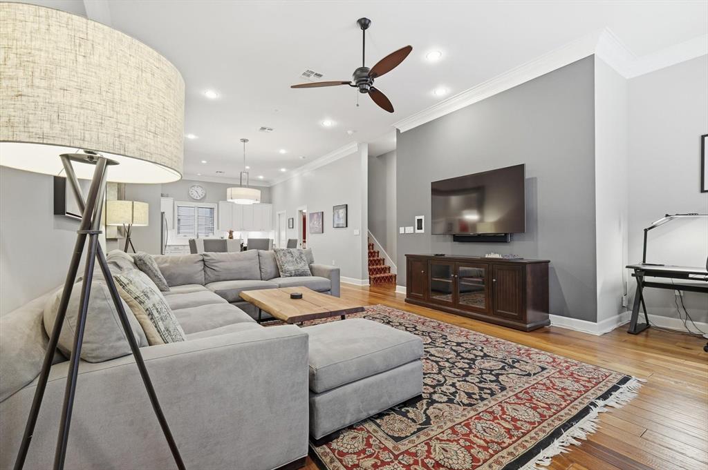 Vine Condo - Residential