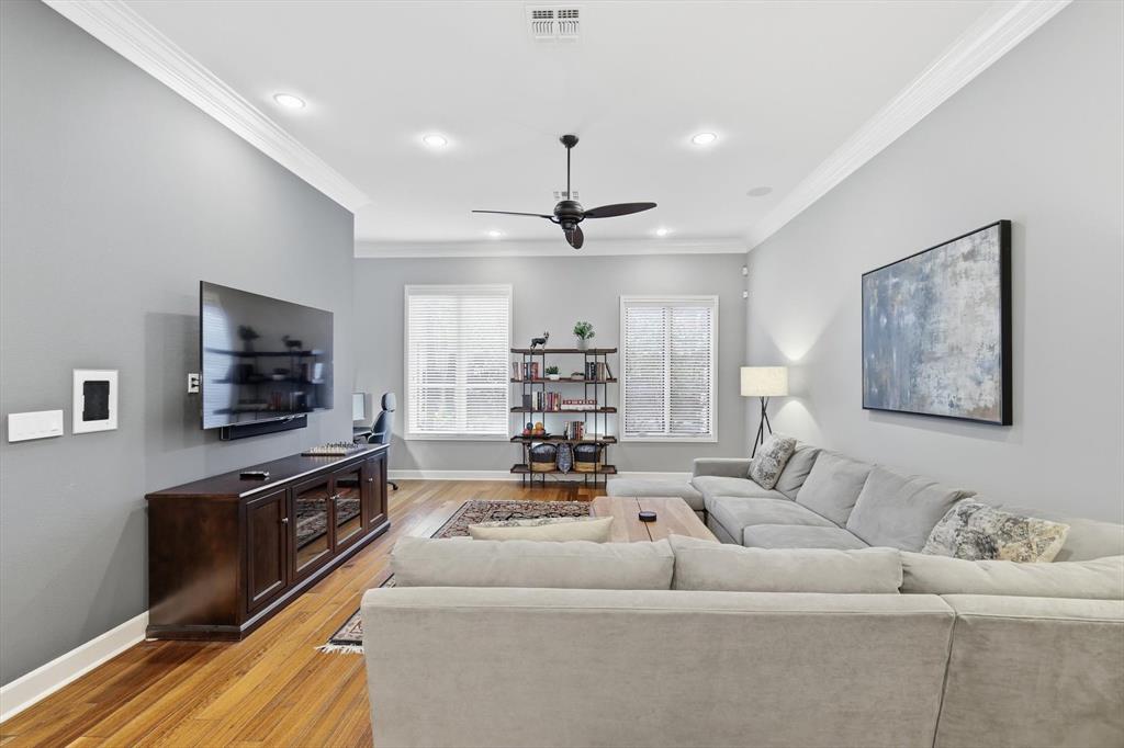 Vine Condo - Residential