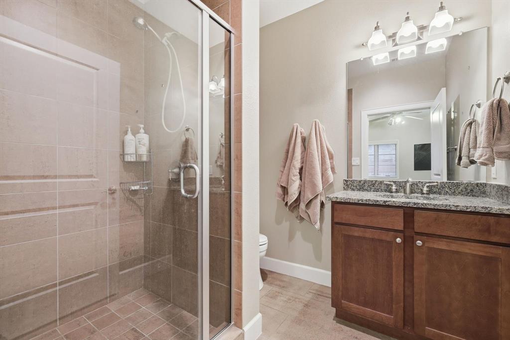 Vine Condo - Residential