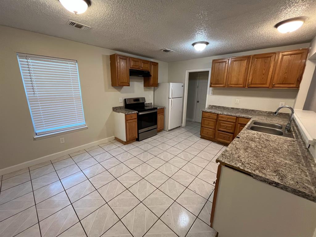 HIGHLAND PARK EDITION - Residential