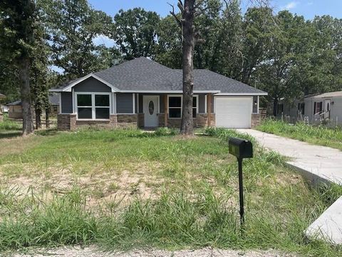 A home in West Tawakoni