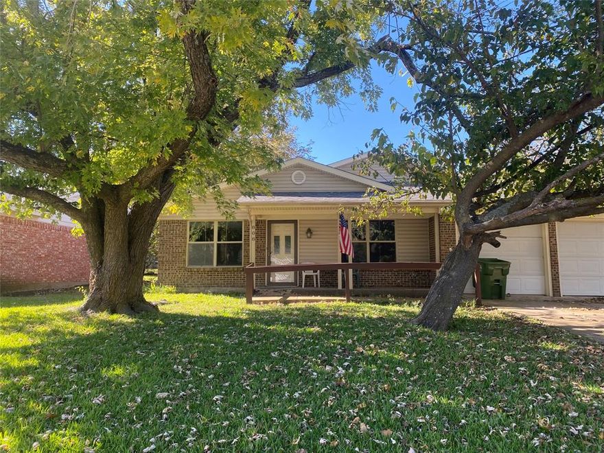 Dont sleep on this cutie in HOWE! Perfect home for a multi gen family! This little gem is located a bit north of the cute downtown Howe square. 3 bed 3 full bath home in a quaint neighborhood. This home offers recent updates including nice laminate wood flooring, paint, kitchen and bath updates. The family room is just off the living area, very open, but could be turned back into a bedroom. Makes for a great office area or play room for the kids. Sit out on the front porch and enjoy the serenity or hang out in the back yard. The second primary bedroom is set up similar to a studio apartment consisting of it's own ensuite full bathroom, room for a living area or dining. Or would be a perfect GAME ROOM! Schedule now to see this place. It has been a home full of love and ready for the next people to make it their own.