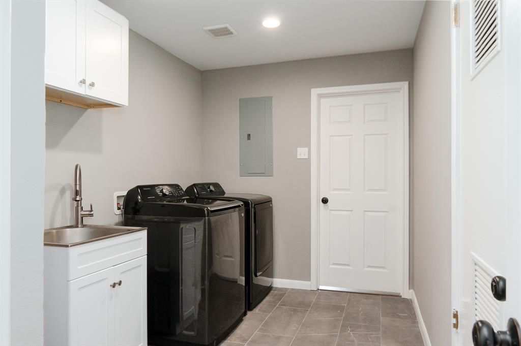 Lake Country Estates Add - Residential