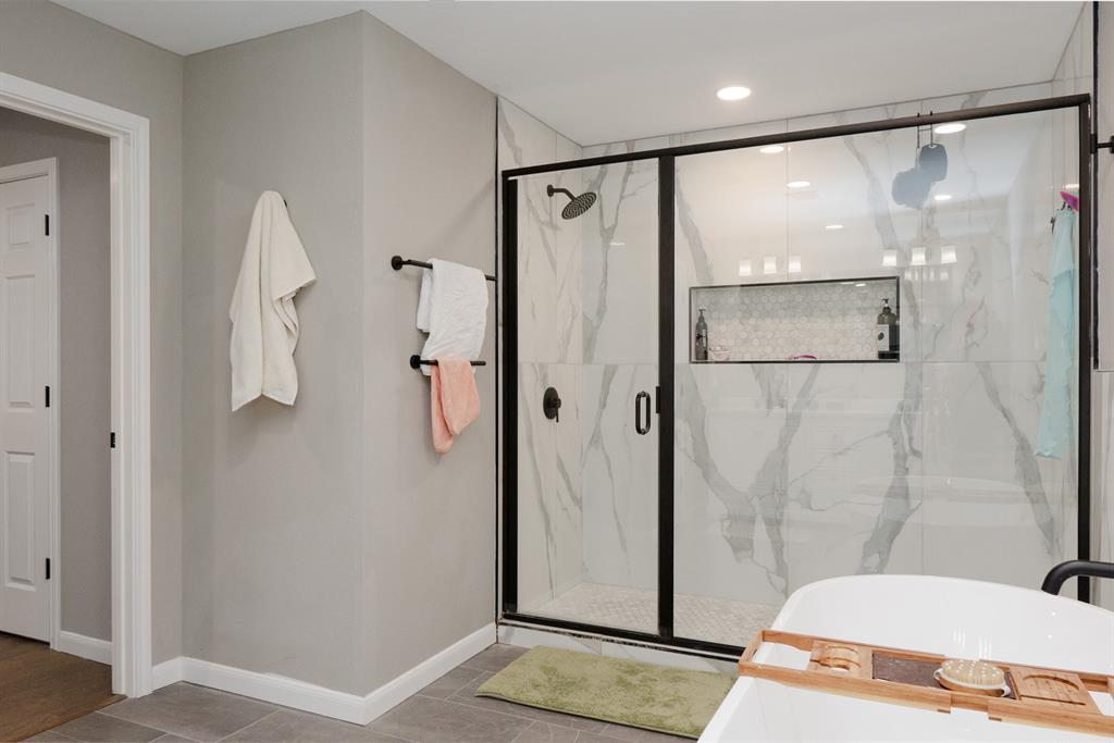 Lake Country Estates Add - Residential