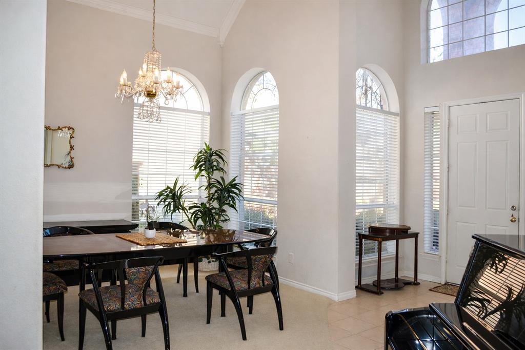 1608 Crown Point Road