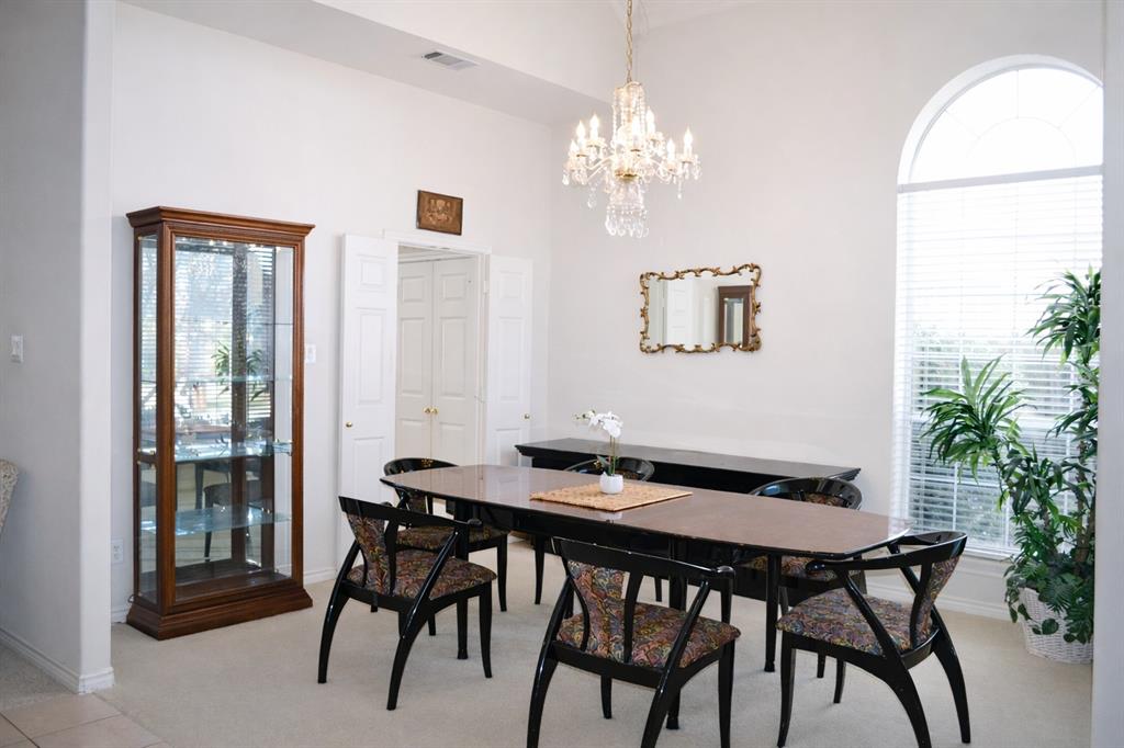 1608 Crown Point Road