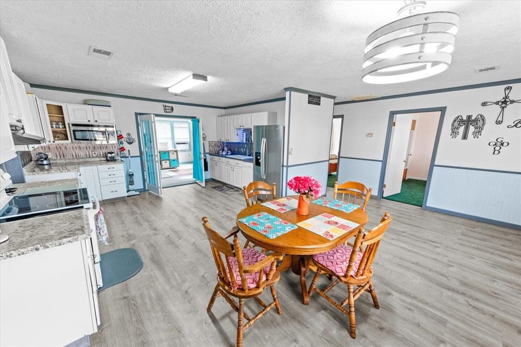 158 County Road 1733