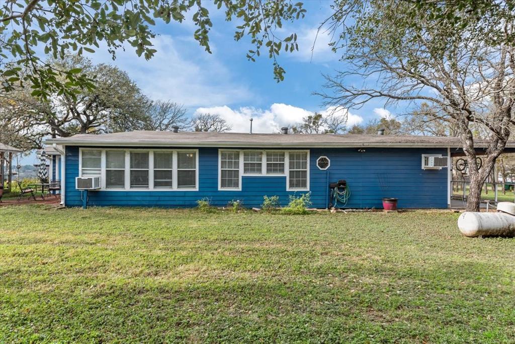 158 County Road 1733