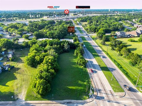 727 E Pleasant Run Road Cedar Hill TX 75104