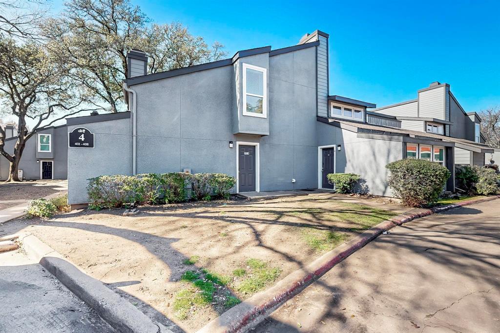9696 Walnut Street 404